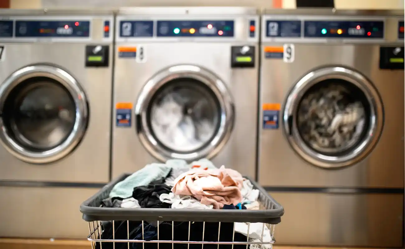 Oltre la vendita: come scegliere tag RFID a Salerno per lavanderie industriali